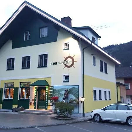 Hotel Zum Schiffmeister Wesenufer