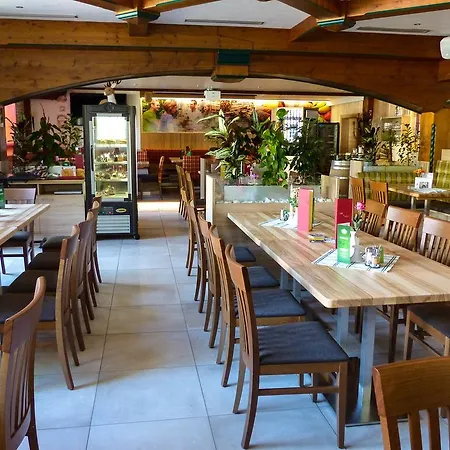 Hotel Zum Schiffmeister 3*