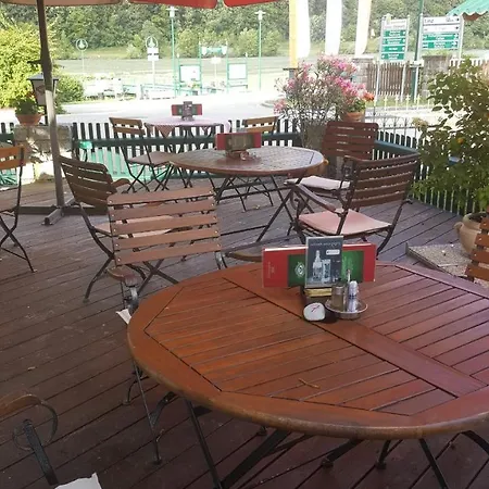 Zum Schiffmeister Hotel 3*